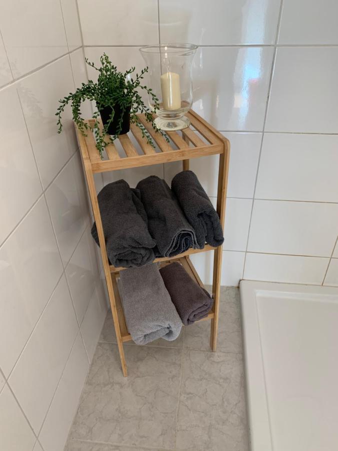 הומבורג An Der Uniklinik, Apartment Mit Eigener Kueche Und Renoviertem Badezimmer, Zentrale Lage מראה חיצוני תמונה